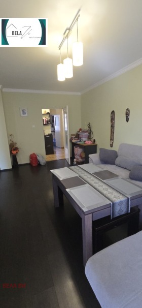 Обява Продава 3-СТАЕН,град Перник, Изток