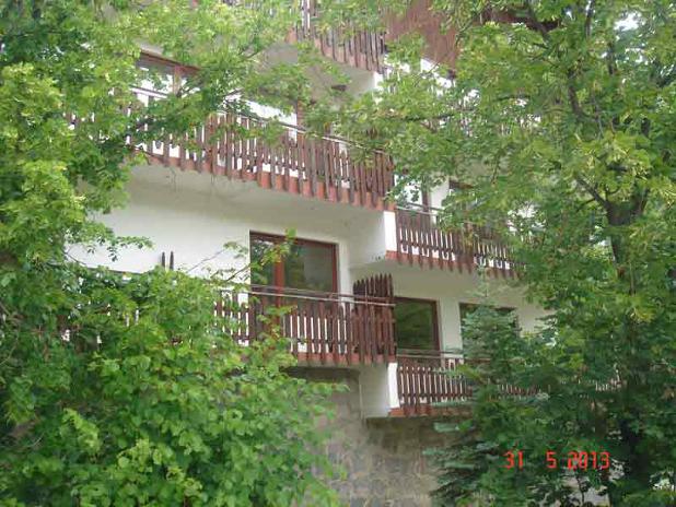 Продава  Хотел, област Пловдив, с. Нареченски бани •  600 000 EUR • ID 14968180 — holmes.bg - [1] 