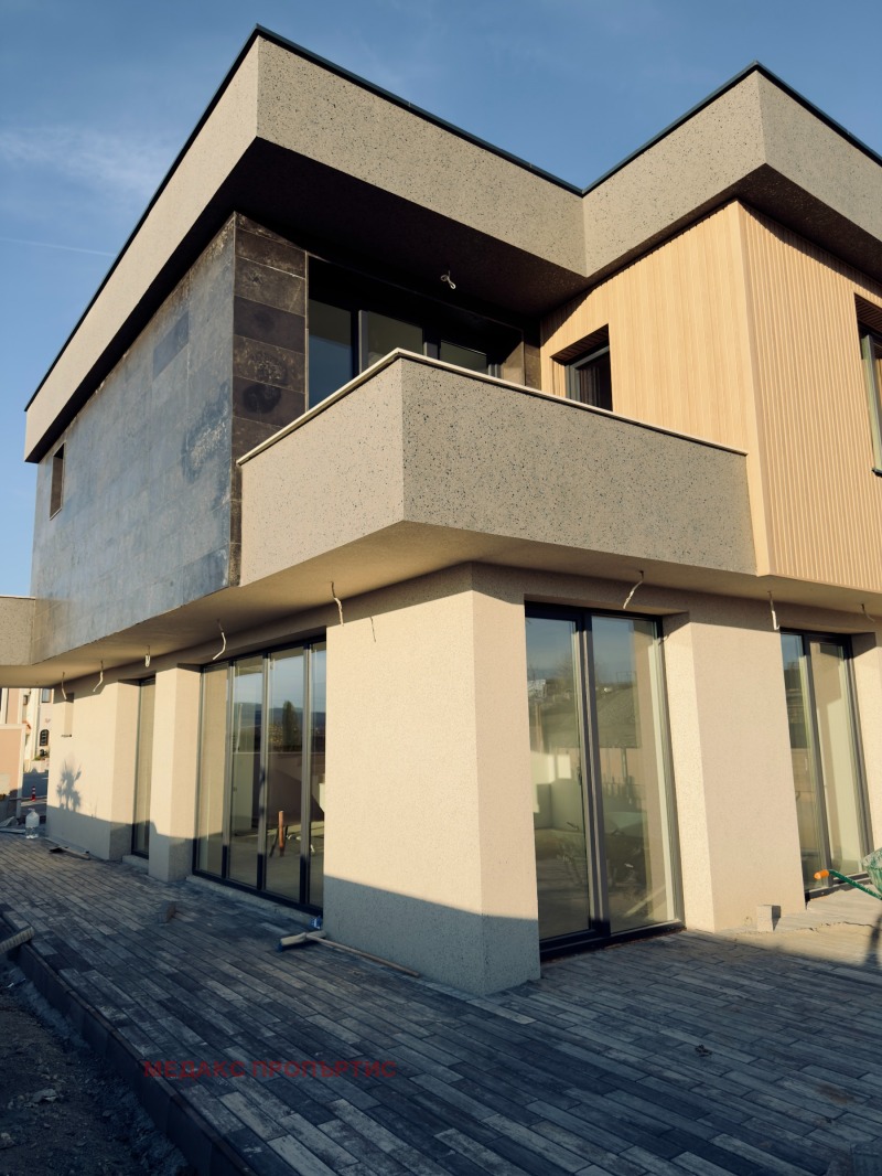 Продава КЪЩА, област Бургас, с. Кошарица • 335000 € / 655203.05 лв. • 27769116 1 — Holmes.bg Продава КЪЩА, област Бургас, с. Кошарица • 335000 € / 655203.05 лв. • 27769116 1