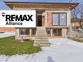 КЪЩА, 37 m2 - Holmes.bg КЪЩА, 37 m2