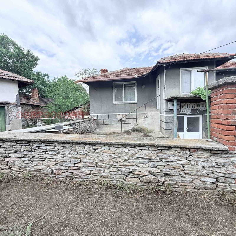 Продава КЪЩА, област Ямбол, с. Ботево • 24999 € / 48893.79 лв. • 29679028 1 — Holmes.bg Продава КЪЩА, област Ямбол, с. Ботево • 24999 € / 48893.79 лв. • 29679028 1