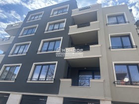 Продажба на тристайни апартаменти в град Пловдив — страница 6 - изображение 19 