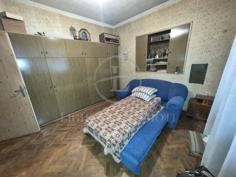 Продава ЕТАЖ ОТ КЪЩА, град Пловдив, Център • 309999 € • 75255964 1 — Holmes.bg Продава ЕТАЖ ОТ КЪЩА, град Пловдив, Център • 309999 € • 75255964 1