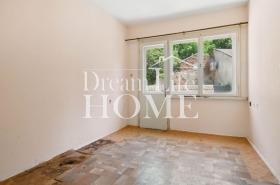 Обява Продава 3-СТАЕН,град Пловдив, Център