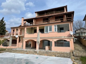 Продажба на тристайни апартаменти в област Варна - изображение 16 