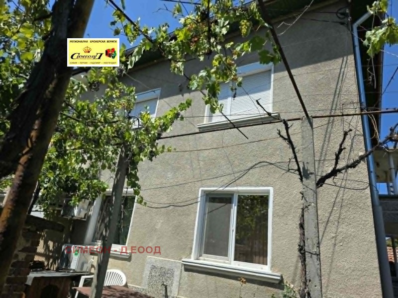 Продава ЕТАЖ ОТ КЪЩА, град Кюстендил, Могилата • 65000 € • 69213332 1 — Holmes.bg Продава ЕТАЖ ОТ КЪЩА, град Кюстендил, Могилата • 65000 € • 69213332 1