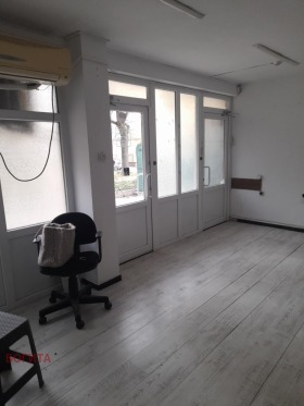 МАГАЗИН, 105 m2 - Holmes.bg МАГАЗИН, 105 m2