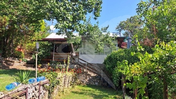 Продава ВИЛА, област Пловдив, с. Песнопой • 40000 € / 78233.20 лв. • 10073386 1 — Holmes.bg Продава ВИЛА, област Пловдив, с. Песнопой • 40000 € / 78233.20 лв. • 10073386 1