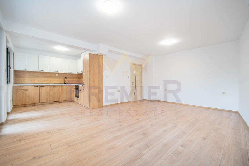 Продава 3-СТАЕН, град Варна, Център • 219900 € • 29705834 1 — Holmes.bg Продава 3-СТАЕН, град Варна, Център • 219900 € • 29705834 1