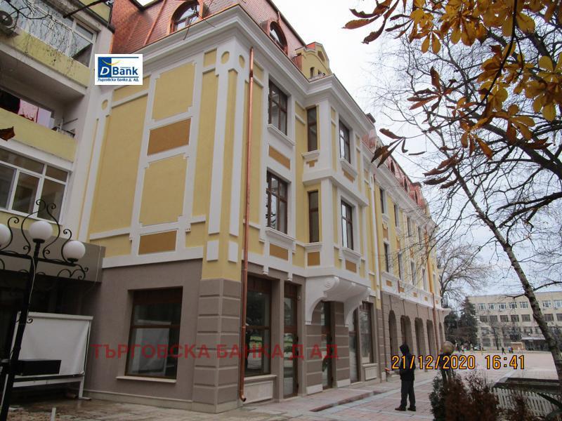 Продава  Офис, град Добрич, Център •  293 000 EUR • ID 15765451 — holmes.bg - [1] 