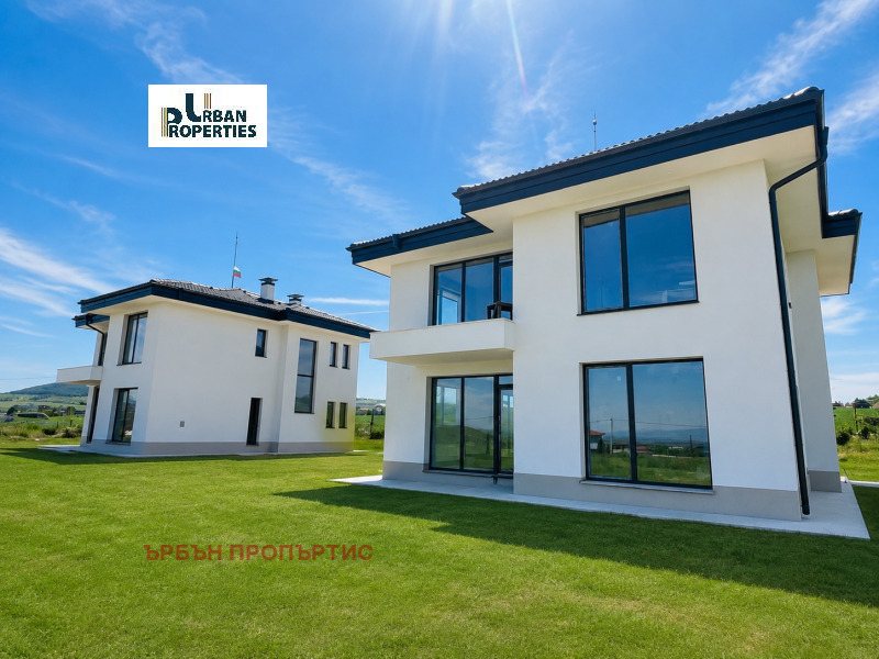 Продава КЪЩА, област София, с. Хераково • 359999 € / 704096.84 лв. • 21302815 1 — Holmes.bg Продава КЪЩА, област София, с. Хераково • 359999 € / 704096.84 лв. • 21302815 1