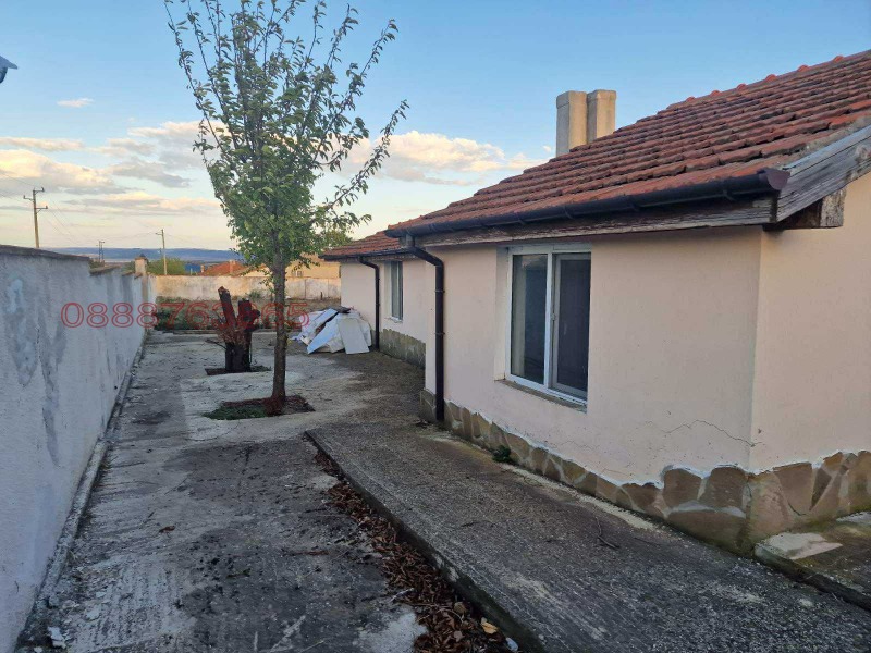 Продава КЪЩА, област Бургас, гр. Айтос • 104500 € / 204384.23 лв. • 24463648 1 — Holmes.bg Продава КЪЩА, област Бургас, гр. Айтос • 104500 € / 204384.23 лв. • 24463648 1