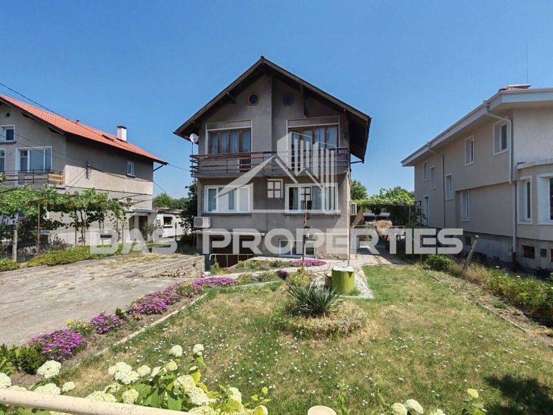 Продава КЪЩА, област София, с. Петърч • 255000 € / 498736.65 лв. • 14928973 1 — Holmes.bg Продава КЪЩА, област София, с. Петърч • 255000 € / 498736.65 лв. • 14928973 1