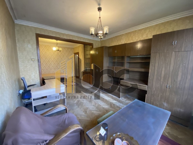 Продава 2-СТАЕН, град София, Център • 300000 € / 586749.00 лв. • 41760914 1 — Holmes.bg Продава 2-СТАЕН, град София, Център • 300000 € / 586749.00 лв. • 41760914 1