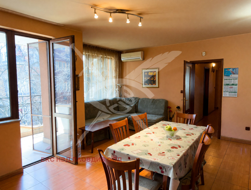 Продава 3-СТАЕН, град Пловдив, Каменица 1 • 185000 € / 361828.55 лв. • 18518436 1 — Holmes.bg Продава 3-СТАЕН, град Пловдив, Каменица 1 • 185000 € / 361828.55 лв. • 18518436 1