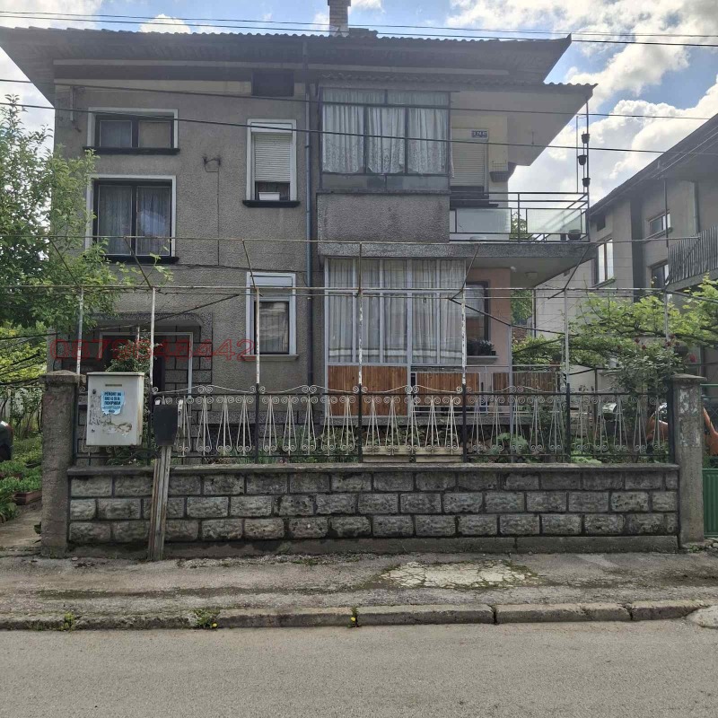 Продава ЕТАЖ ОТ КЪЩА, област Ловеч, гр. Троян • 120000 € / 234699.60 лв. • 30142016 1 — Holmes.bg Продава ЕТАЖ ОТ КЪЩА, област Ловеч, гр. Троян • 120000 € / 234699.60 лв. • 30142016 1
