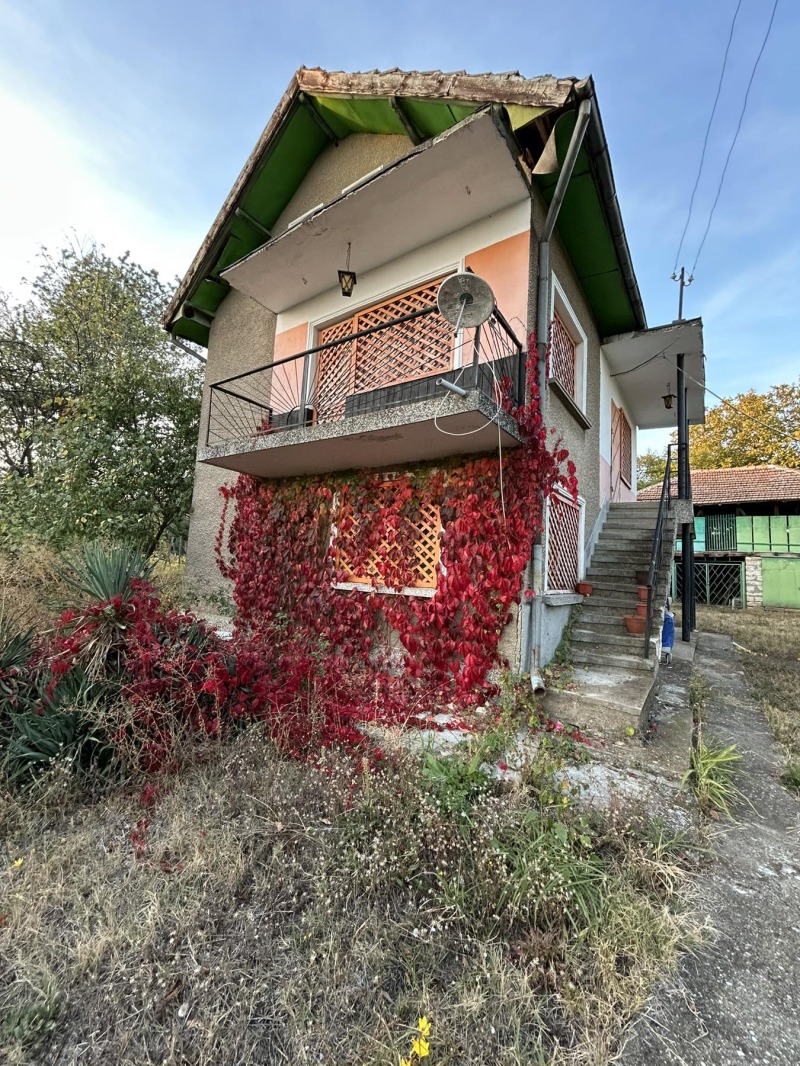 Продава КЪЩА, област Видин, с. Цар-Петрово • 12000 € • 19336626 1 — Holmes.bg Продава КЪЩА, област Видин, с. Цар-Петрово • 12000 € • 19336626 1