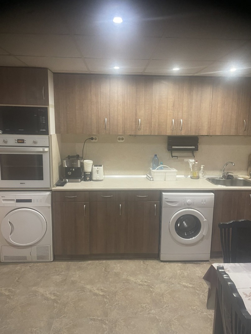 Продава 2-СТАЕН, град Плевен, Широк център • 65000 € • 93359480 1 — Holmes.bg Продава 2-СТАЕН, град Плевен, Широк център • 65000 € • 93359480 1