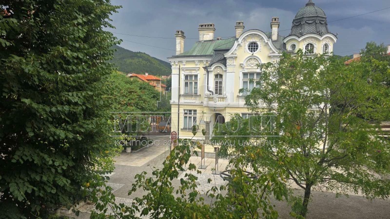 Продава 3-СТАЕН, град Сливен, Център • 177000 € • 26917383 1 — Holmes.bg Продава 3-СТАЕН, град Сливен, Център • 177000 € • 26917383 1