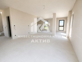 Обява Продава КЪЩА,град Пловдив, Коматево