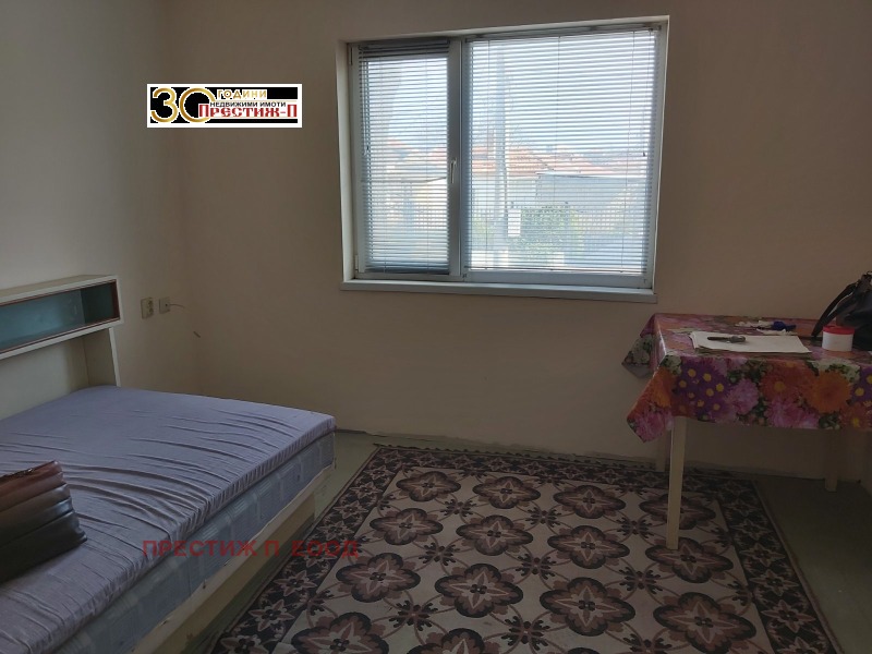 Продава КЪЩА, град Добрич, Енергоразпределение • 90000 € • 39319802 1 — Holmes.bg Продава КЪЩА, град Добрич, Енергоразпределение • 90000 € • 39319802 1