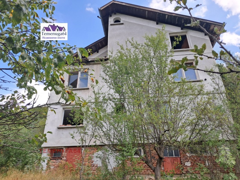 Продава КЪЩА, област София, с. Луково • 85000 € / 166245.55 лв. • 48676958 1 — Holmes.bg Продава КЪЩА, област София, с. Луково • 85000 € / 166245.55 лв. • 48676958 1