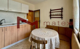 Обява Продава 3-СТАЕН,град Варна, Цветен квартал