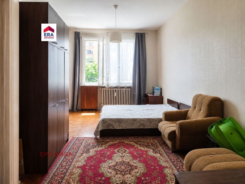 Продава 2-СТАЕН, град София, Център • 255000 € / 498736.65 лв. • 96944404 1 — Holmes.bg Продава 2-СТАЕН, град София, Център • 255000 € / 498736.65 лв. • 96944404 1