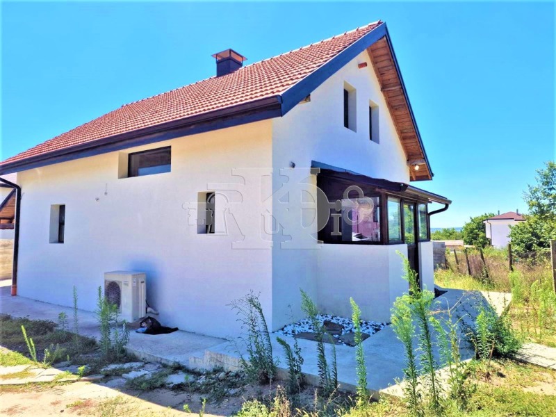 Продава  Къща, град Варна, м-т Ментешето •  249 990 EUR • ID 82283896 — holmes.bg - [1] 