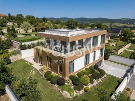 Обява Продава КЪЩА,град Варна, м-т Горна Трака