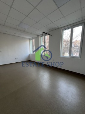 ОФИС, 36 m2 - Holmes.bg ОФИС, 36 m2