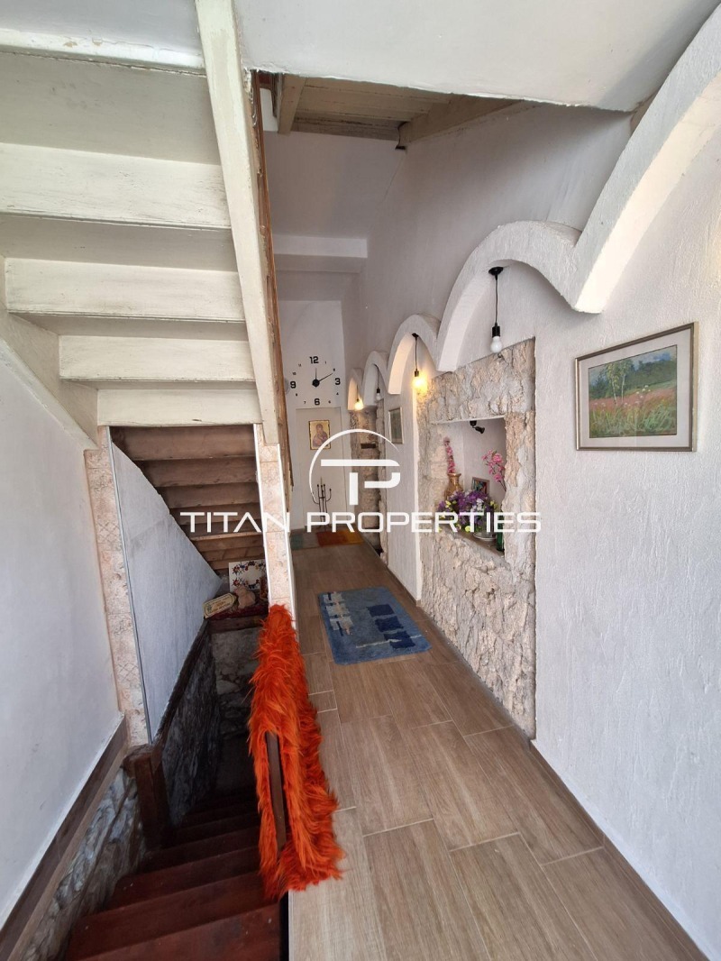 Продава ХОТЕЛ, област Смолян, с. Хвойна • 265000 € / 518294.95 лв. • 55301078 1 — Holmes.bg Продава ХОТЕЛ, област Смолян, с. Хвойна • 265000 € / 518294.95 лв. • 55301078 1