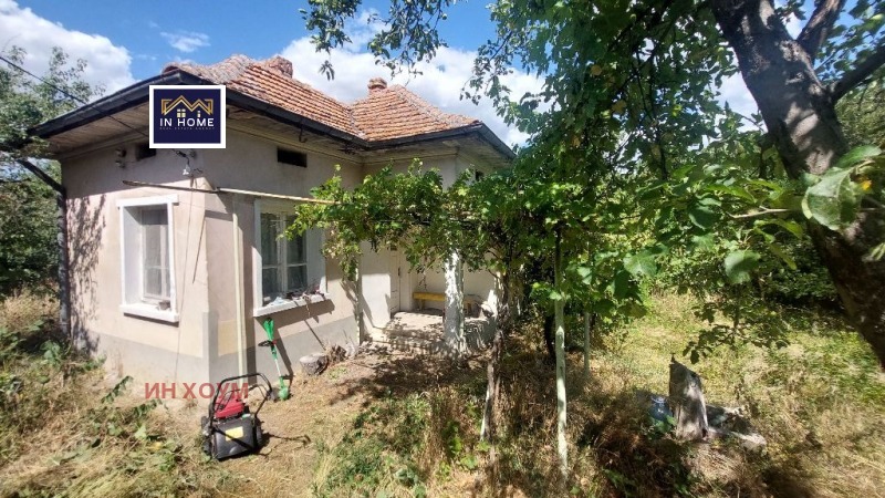 Продава КЪЩА, област Враца, с. Горна Кремена • 28000 € / 54763.24 лв. • 78343616 1 — Holmes.bg Продава КЪЩА, област Враца, с. Горна Кремена • 28000 € / 54763.24 лв. • 78343616 1