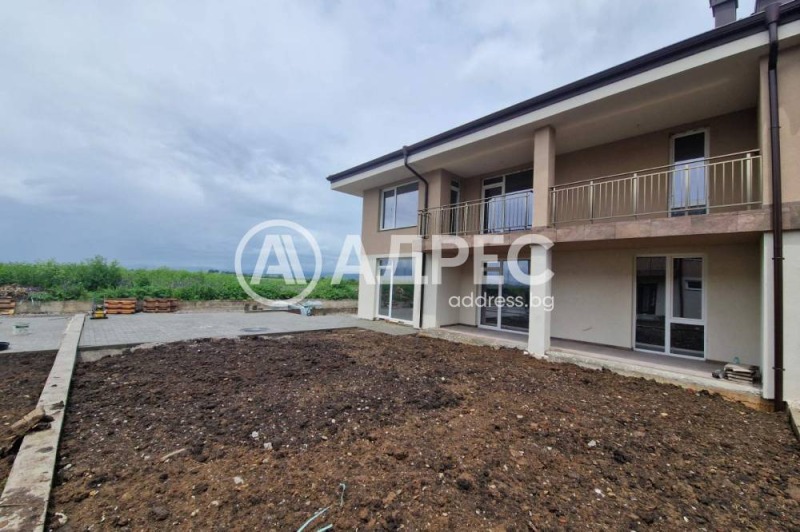 Продава КЪЩА, град София, с. Мрамор • 418000 € / 817536.94 лв. • 82487654 1 — Holmes.bg Продава КЪЩА, град София, с. Мрамор • 418000 € / 817536.94 лв. • 82487654 1