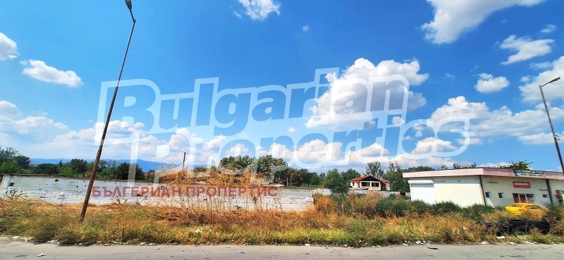 Продава ПАРЦЕЛ, град Пазарджик, Окръжна болница • 600000 € • 73641908 1 — Holmes.bg Продава ПАРЦЕЛ, град Пазарджик, Окръжна болница • 600000 € • 73641908 1