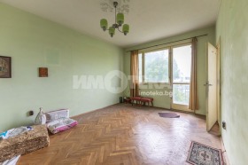 Обява Продава 3-СТАЕН,град Варна, Левски 1