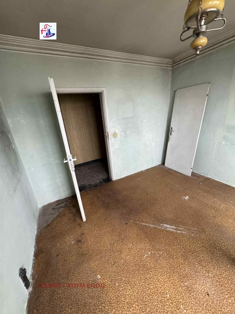 Продава 2-СТАЕН, град Разград, Орел • 215500 € • 69656947 1 — Holmes.bg Продава 2-СТАЕН, град Разград, Орел • 215500 € • 69656947 1
