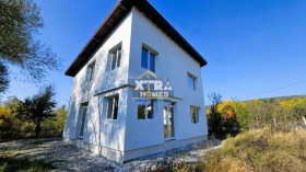 Обява Продава КЪЩА,с. Горна Диканя, област Перник