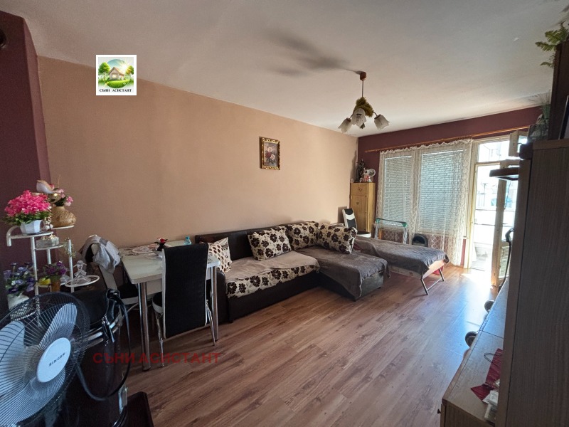 Продава 3-СТАЕН, област Стара Загора, гр. Чирпан • 62000 € / 121261.46 лв. • 14569511 1 — Holmes.bg Продава 3-СТАЕН, област Стара Загора, гр. Чирпан • 62000 € / 121261.46 лв. • 14569511 1