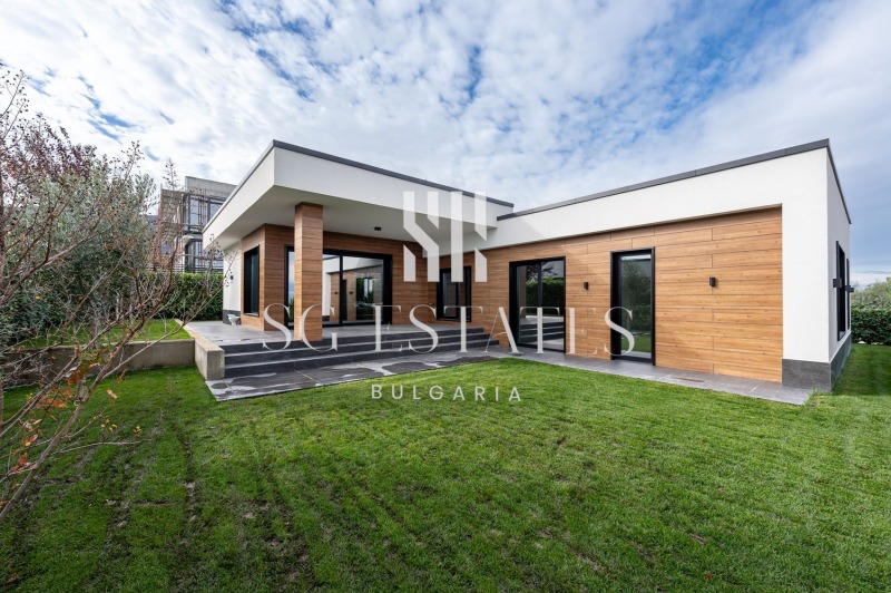 Продава КЪЩА, област Пловдив, с. Марково • 590000 € / 1153939.70 лв. • 26398745 1 — Holmes.bg Продава КЪЩА, област Пловдив, с. Марково • 590000 € / 1153939.70 лв. • 26398745 1