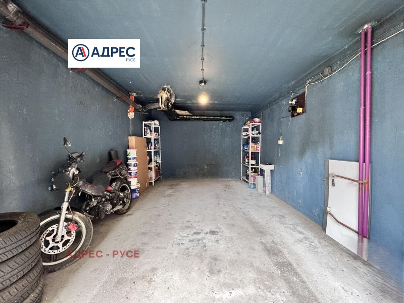 Продава ГАРАЖ, ПАРКОМЯСТО, град Русе, Здравец Север 1 • 27000 € / 52807.41 лв. • 83814432 1 — Holmes.bg Продава ГАРАЖ, ПАРКОМЯСТО, град Русе, Здравец Север 1 • 27000 € / 52807.41 лв. • 83814432 1