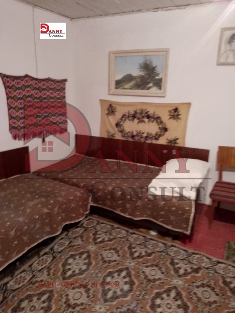 Продава КЪЩА, област Велико Търново, с. Хаджидимитрово • 12000 € • 87565157 1 — Holmes.bg Продава КЪЩА, област Велико Търново, с. Хаджидимитрово • 12000 € • 87565157 1