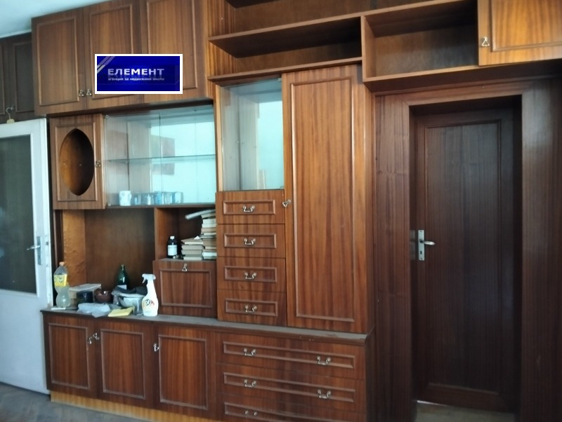 Продава ЕТАЖ ОТ КЪЩА, град Пловдив, Гагарин • 155000 € / 303153.65 лв. • 10281329 1 — Holmes.bg Продава ЕТАЖ ОТ КЪЩА, град Пловдив, Гагарин • 155000 € / 303153.65 лв. • 10281329 1