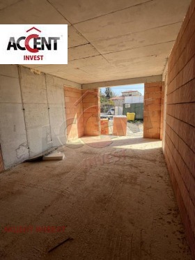 Обява Продава 2-СТАЕН,град Варна, м-т Евксиноград