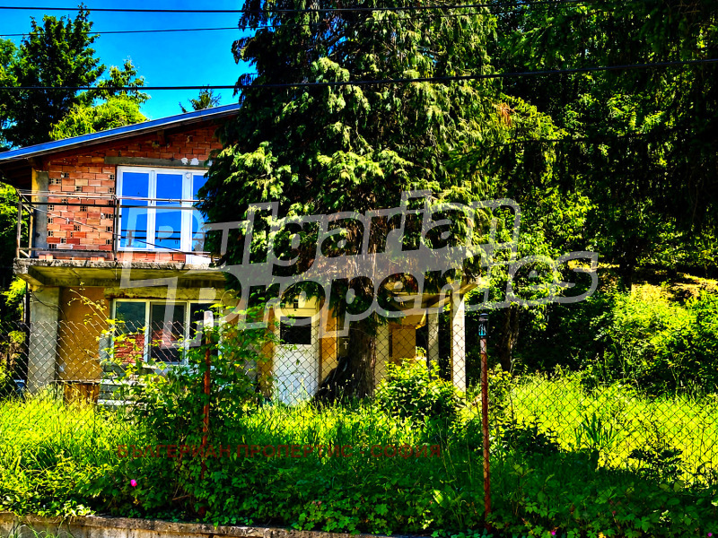 Продава КЪЩА, град София, с. Владая • 250000 € / 488957.50 лв. • 26591630 1 — Holmes.bg Продава КЪЩА, град София, с. Владая • 250000 € / 488957.50 лв. • 26591630 1