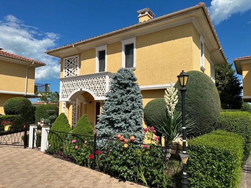 Продава КЪЩА, област Бургас, гр. Поморие • 370000 € / 723657.10 лв. • 64645741 1 — Holmes.bg Продава КЪЩА, област Бургас, гр. Поморие • 370000 € / 723657.10 лв. • 64645741 1