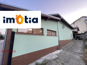 Обява Продава ТЪРГОВСКИ КОМПЛЕКС,гр. Троян, област Ловеч>