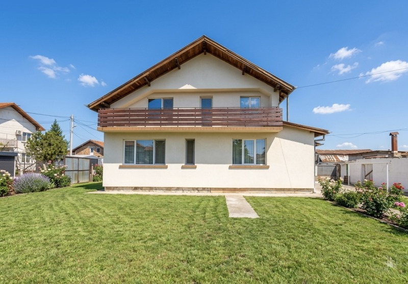 Продава КЪЩА, град София, с. Волуяк • 420000 € / 821448.60 лв. • 71784308 1 — Holmes.bg Продава КЪЩА, град София, с. Волуяк • 420000 € / 821448.60 лв. • 71784308 1