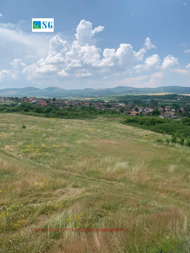 Продава ПАРЦЕЛ, град Перник, Църква • 180000 € / 352049.40 лв. • 90672745 1 — Holmes.bg Продава ПАРЦЕЛ, град Перник, Църква • 180000 € / 352049.40 лв. • 90672745 1