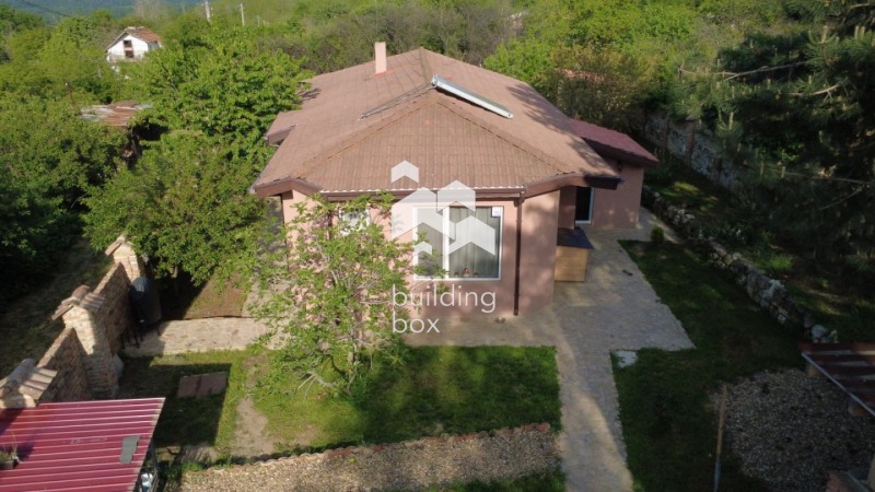 Продава КЪЩА, град Варна, с. Звездица • 265000 € / 518294.95 лв. • 28109984 1 — Holmes.bg Продава КЪЩА, град Варна, с. Звездица • 265000 € / 518294.95 лв. • 28109984 1